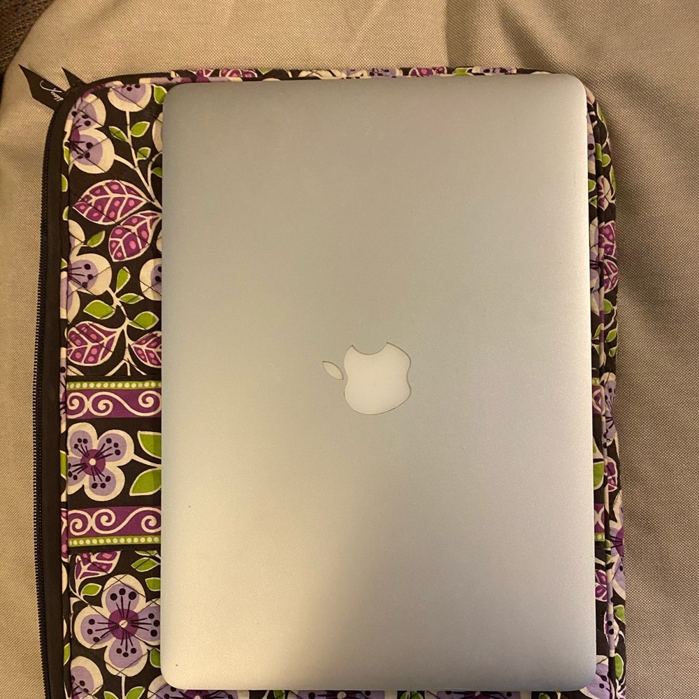 Vera Bradley quilted soft laptop case!